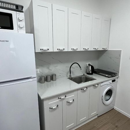Adele Apartments Нетания Екстериор снимка
