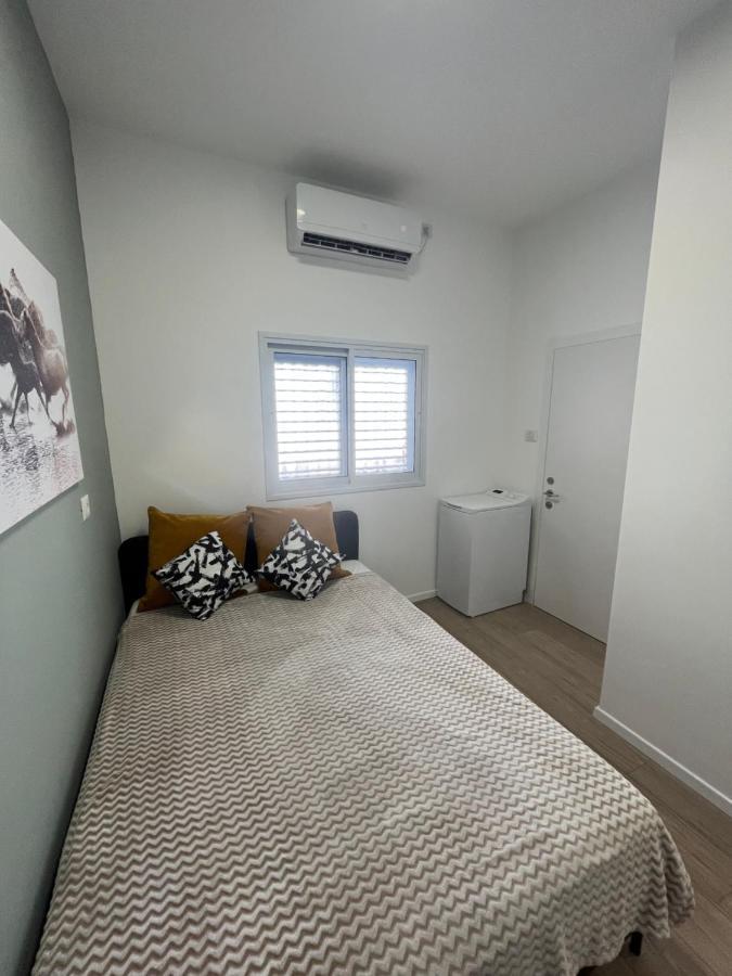Adele Apartments Нетания Екстериор снимка